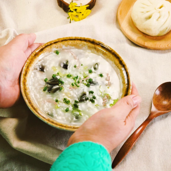 Congee with Preserved Egg and Lean Meat recipe