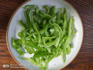 Stir-fried Shredded Chicken with Matsutake recipe