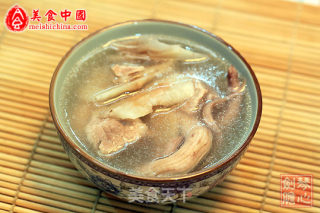 [cantonese Cuisine] Dampness Water Snake Soup recipe