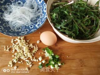 Dandelion Mixed Vermicelli recipe