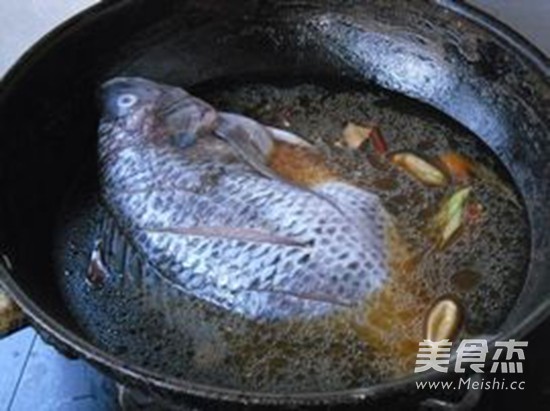 Stewed Sea Crucian Carp recipe