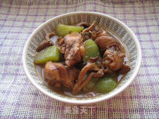 Stewed Chicken Legs with Dried Mushrooms and Bamboo Shoots recipe