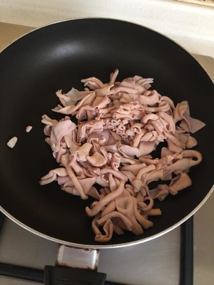 Stir-fried Duck Intestines recipe