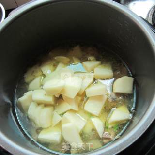 Potato Lao Duck Soup-banquet Dish recipe