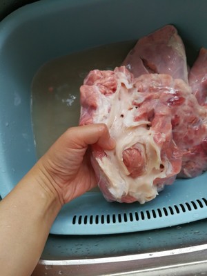 How to Wash Pig Lungs/heart Lungs recipe