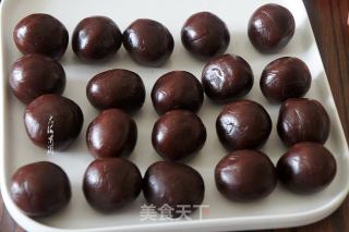 Mooncakes with Red Bean Paste and Egg Yolk Filling recipe