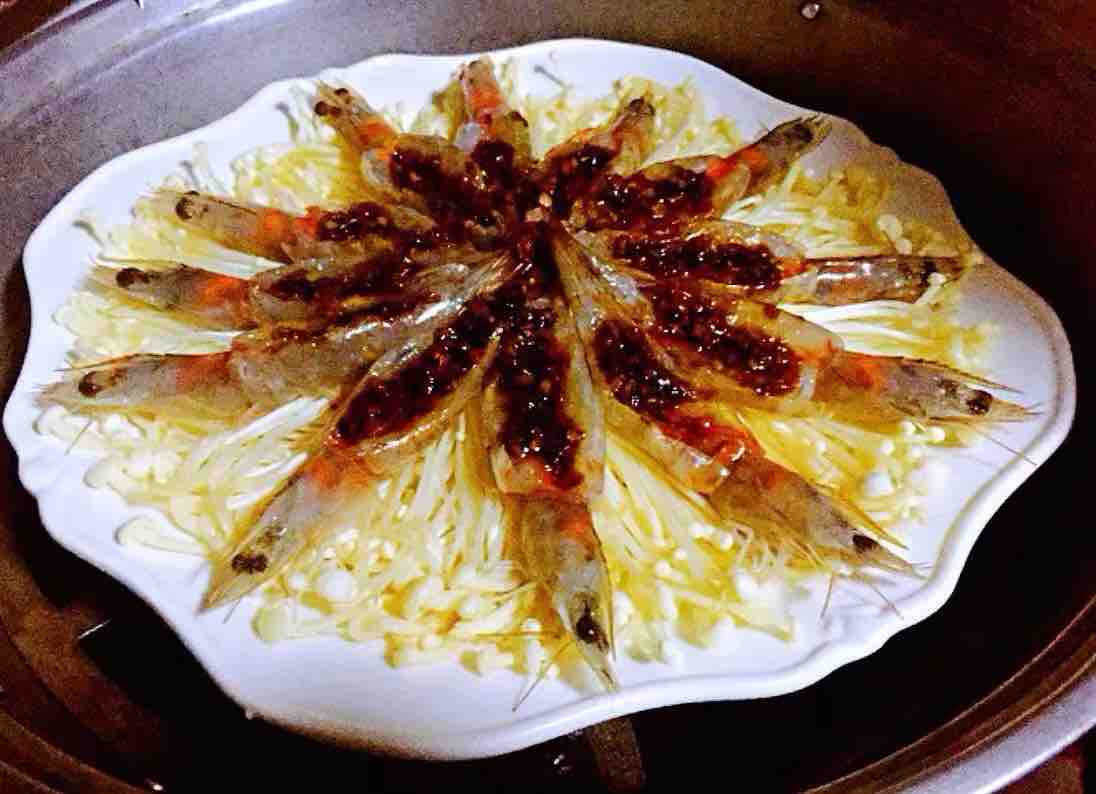 Steamed Enoki Mushroom with Garlic Shrimp recipe