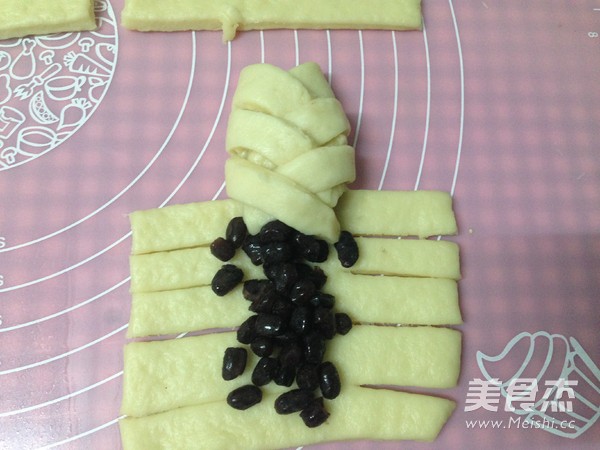 Honey Red Bean Braid Bun recipe