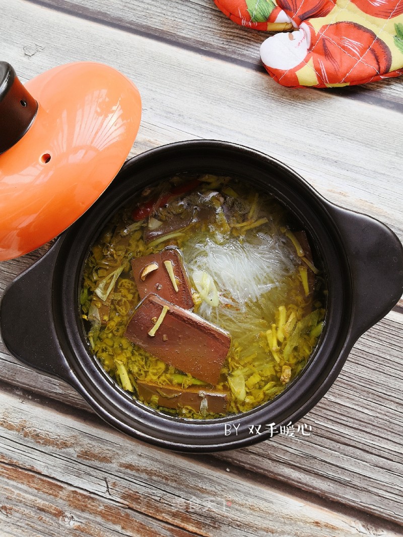 Duck Blood Vermicelli Pot with Pickled Pepper recipe