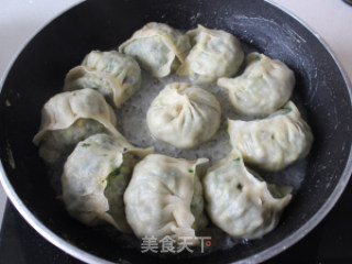 Fried Noodles and Dumplings recipe