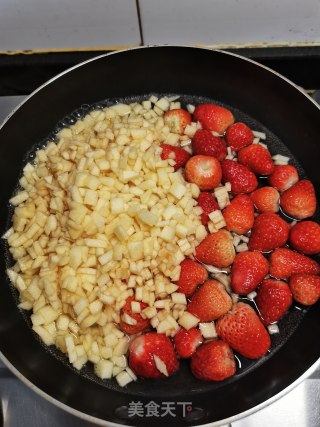 Strawberry Applesauce recipe