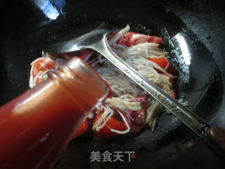 Stir-fried Enoki Mushroom with Tomato recipe