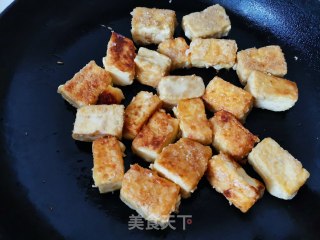 Tofu with Tomato Sauce and Egg recipe