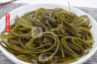 Daylily Salad with Kelp Shreds recipe