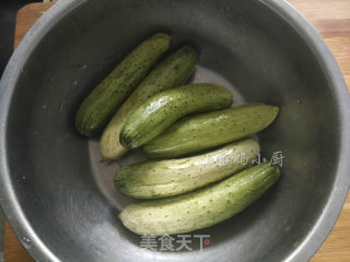 Spicy Shredded Cucumber recipe