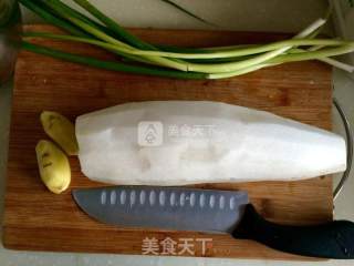 White Radish Hoof Soup recipe