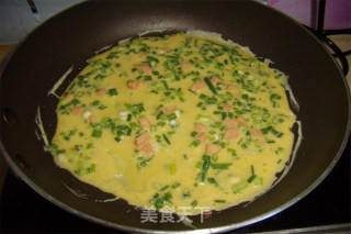 Super Fragrant Breakfast Pancakes-scallion Ham and Egg Pancakes recipe