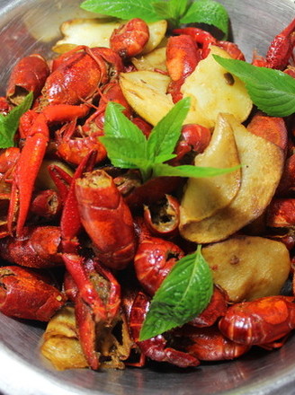 Crayfish Potato Dry Pot recipe
