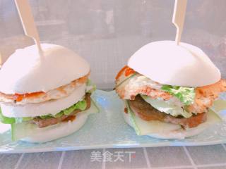 Steamed Bun Steak Egg Burger recipe