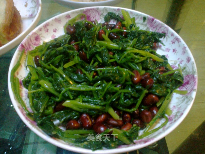 Spinach and Peanuts【small Home Style】 recipe