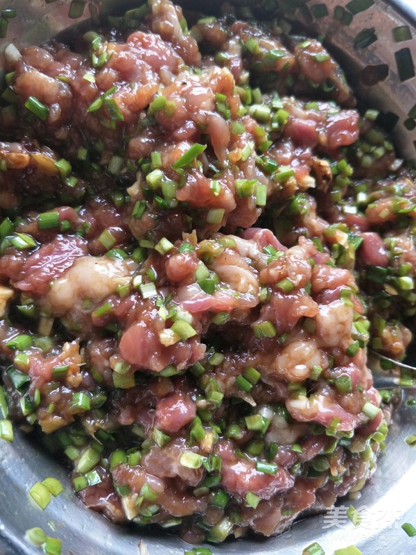 Variety of Steamed Dumplings with Leek Stuffing recipe