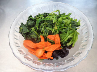 【tianjin】spinach Mixed with Black Fungus recipe
