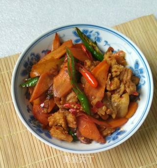 Stir-fried Pork with Sauce and Carrots recipe