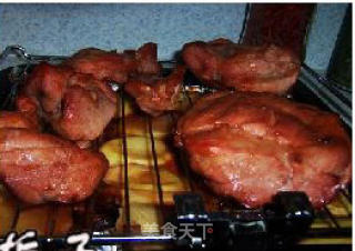 Barbecued Pork with Honey Sauce recipe