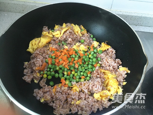 Fried Rice with Red Japonica Rice recipe