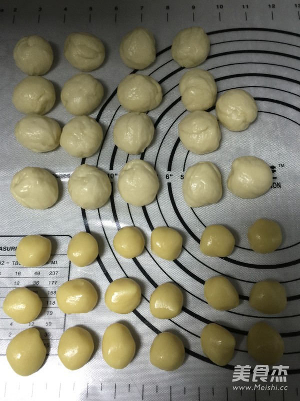 Bean Paste Chrysanthemum Crisp recipe