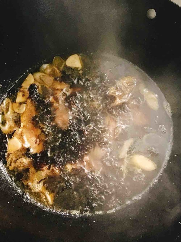 Seaweed Yellow Fish Soup recipe