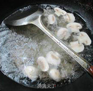 Fresh Mushroom Soup recipe