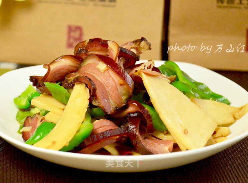 Fried Fresh Bamboo Shoots with Bacon recipe