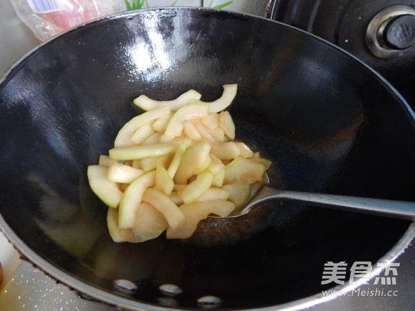 Stir-fried Winter Melon Strips with Soy Sauce recipe