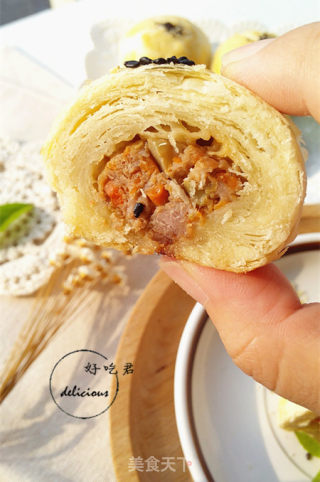 Su-style Mustard and Fresh Meat Mooncakes recipe