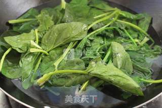 Sesame Oil Spinach Tower recipe