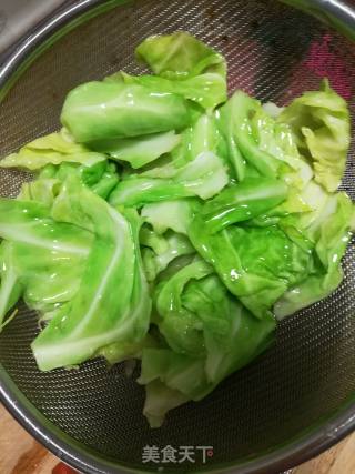 Stir-fried Cabbage with Chili recipe