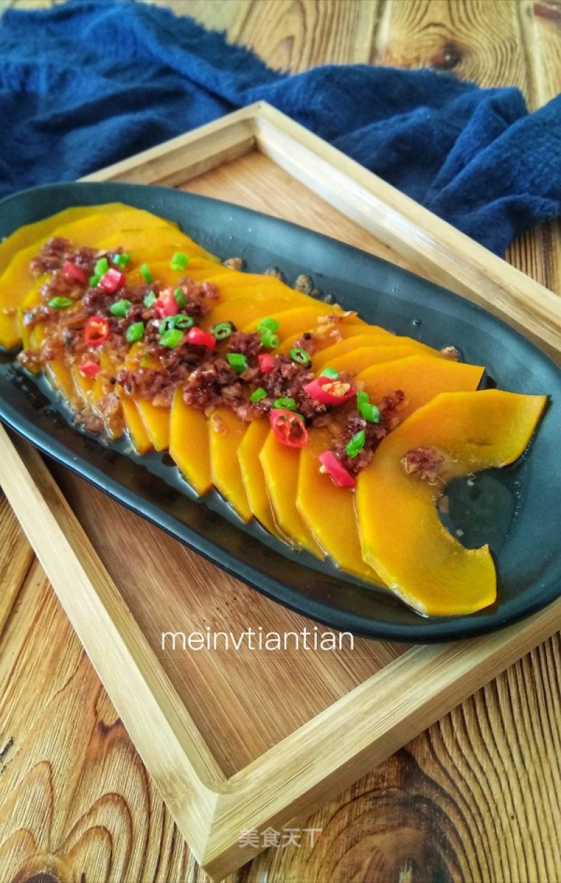 Steamed Pumpkin with Garlic recipe