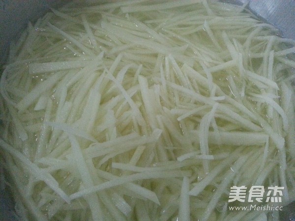 Hot and Sour Potato Shreds recipe