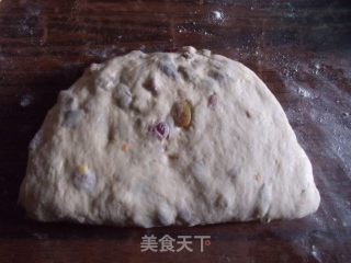 Stollen, A Three-hundred-year-old Christmas Bread Popular in Europe recipe