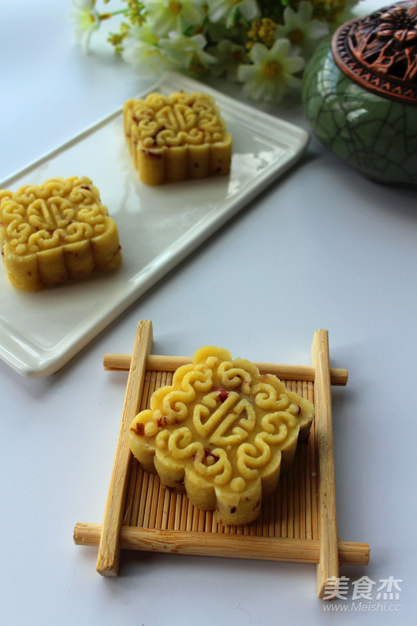 Rose Mung Bean Cake recipe