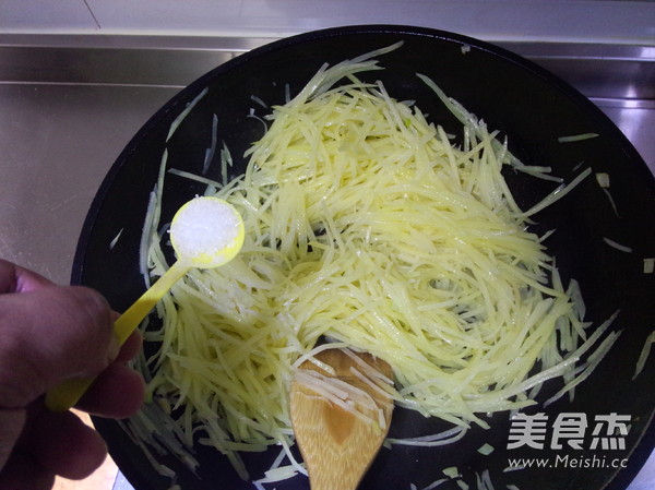 Vinegar Shredded Potatoes recipe