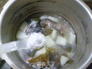 Winter Melon and Kelp Soup recipe