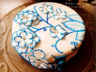 Blue and White Fondant Cake recipe