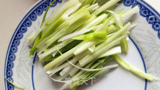 Irresistible Deliciousness---scallion Mixed with Eight Strips recipe
