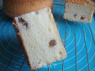 Raisin Chiffon Cake recipe