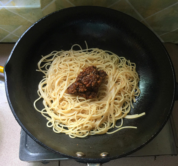 Stir-fried Pasta with Mushroom Meat Sauce#breakfast# recipe