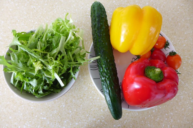 Tuna Pasta Fruit and Vegetable Salad recipe