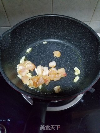 Stir-fried Chicken Breast with Sweet Beans and Fungus recipe