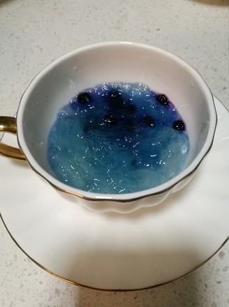 Bird's Nest with Rock Sugar and Black Wolfberry